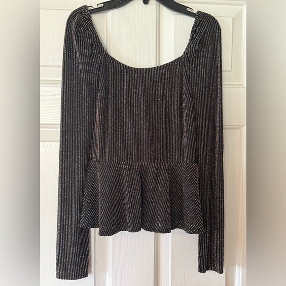 Francesca's Collections Tops - Francesca’s Mi ami sparkly top